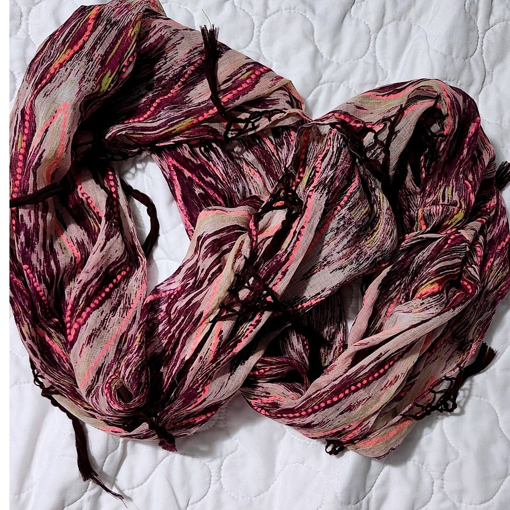 American Eagle Outfitters Women Burgundy Pink Ikat Print Cotton Tassel Scarf NWT